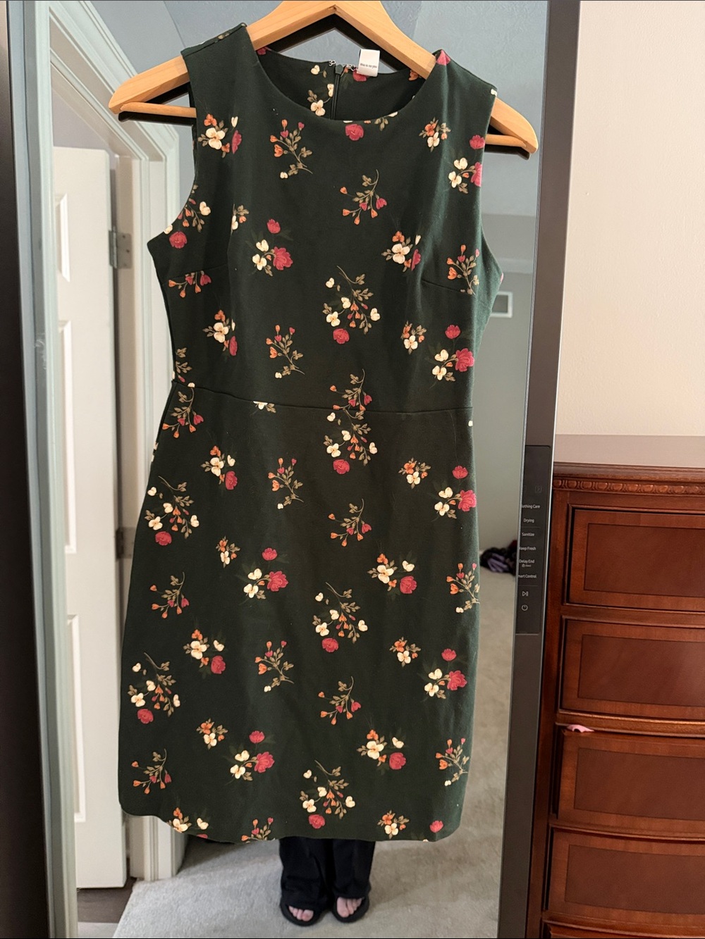 Old Navy Forest Green Floral Sleeveless Sheath Dress
